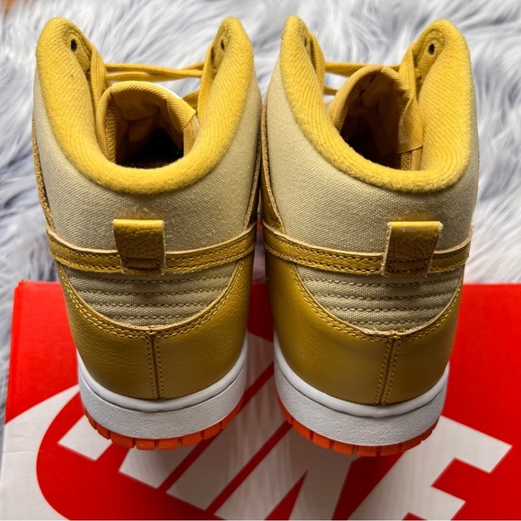 Nike Dunk High Retro PRM - Picture 4 of 5